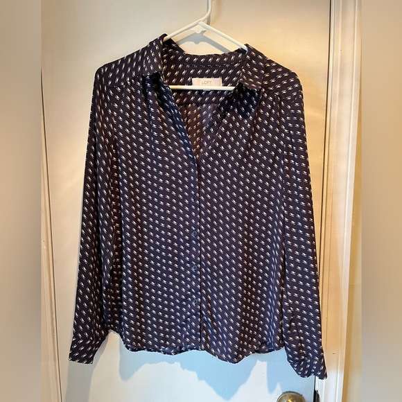 Size Small Loft Navy with White Waves Button-Up Blouse - Picture 1 of 6